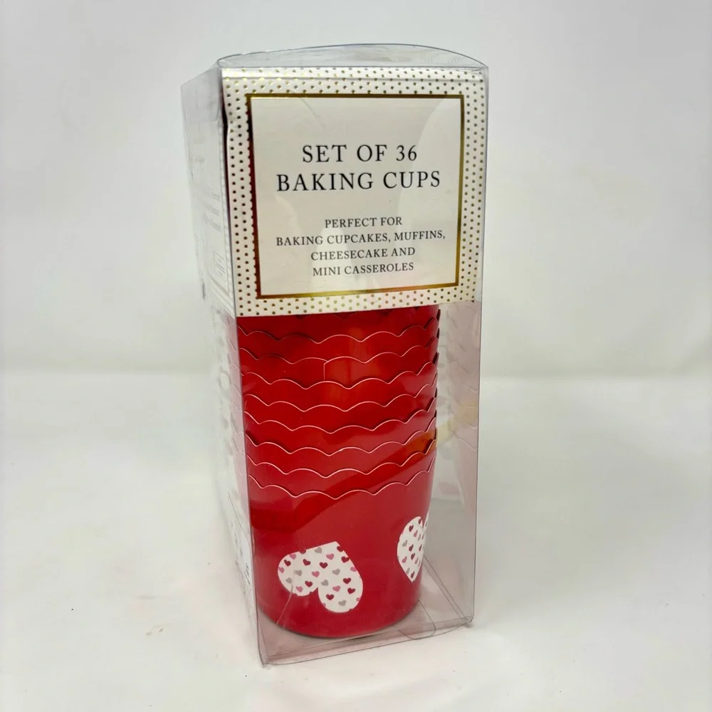 Cupcakes & Cashmere At Home Valentine’s Day Hearts NEW 36 Disposable Baking Cups